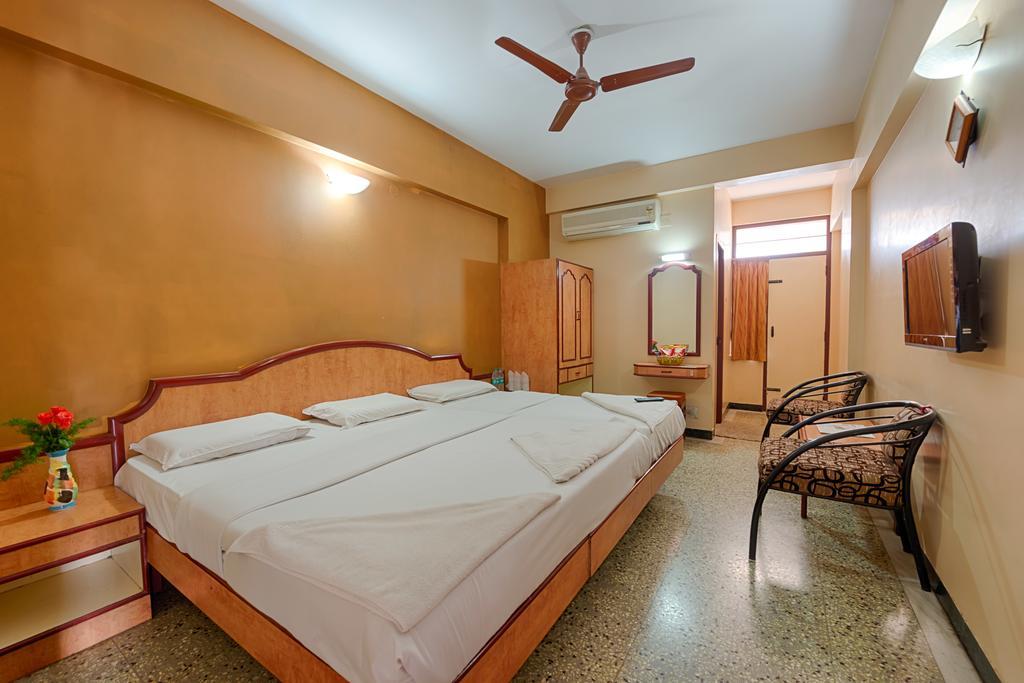 Hotel Vijai Paradise Κοϊμπατόρε Εξωτερικό φωτογραφία