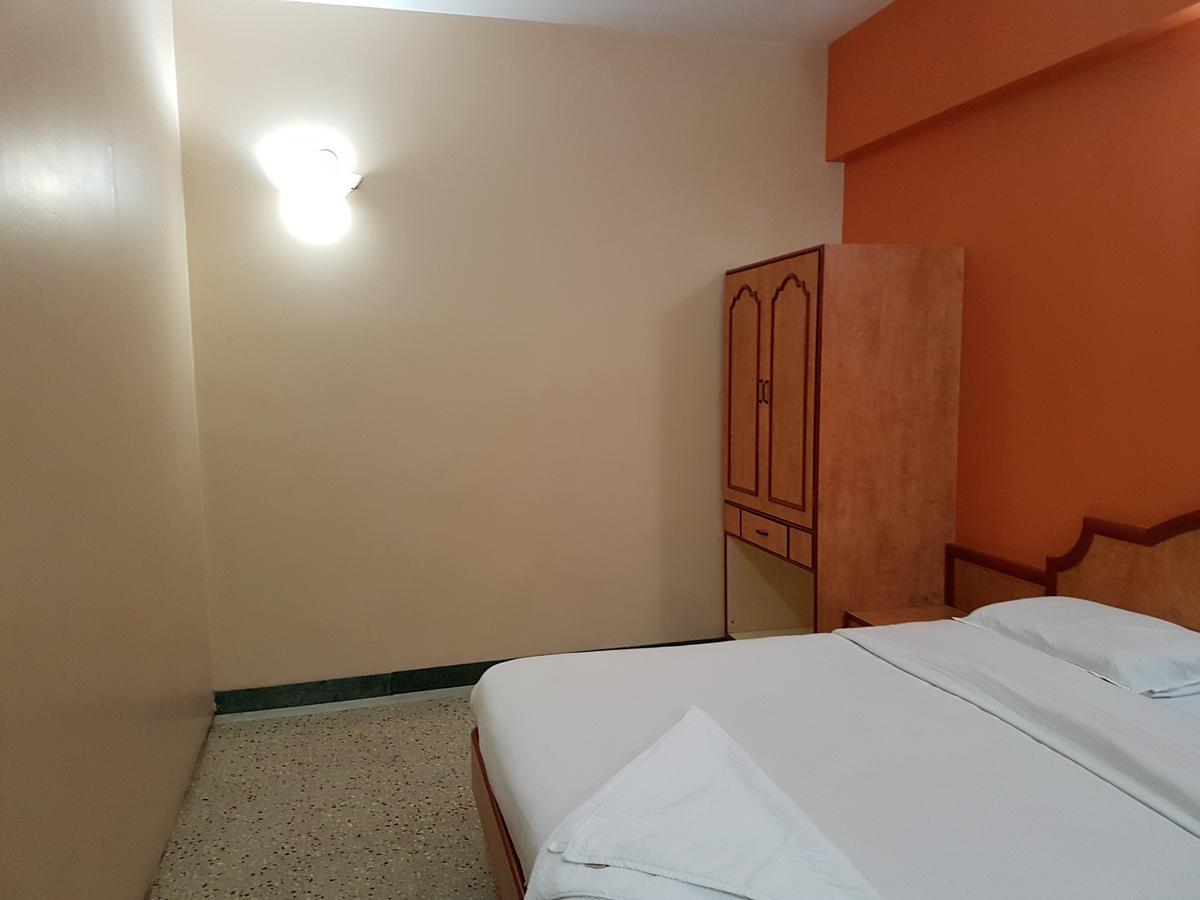 Hotel Vijai Paradise Κοϊμπατόρε Εξωτερικό φωτογραφία